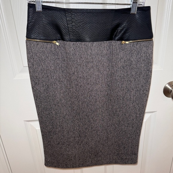 AYSHA Pencil Skirt